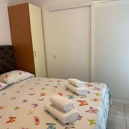 House 100M From The Beach With Free Parking And Breakfast 바스카보다 외부 사진