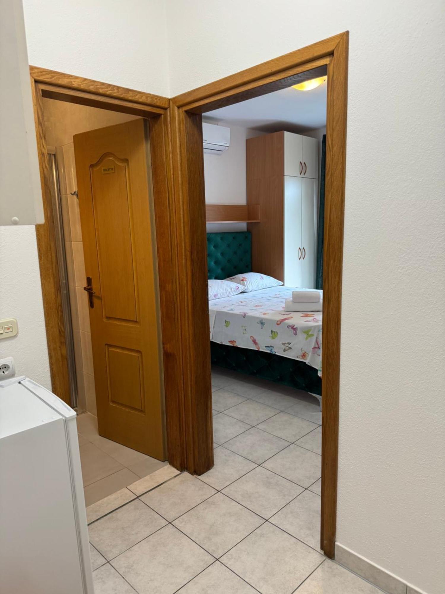 House 100M From The Beach With Free Parking And Breakfast 바스카보다 외부 사진
