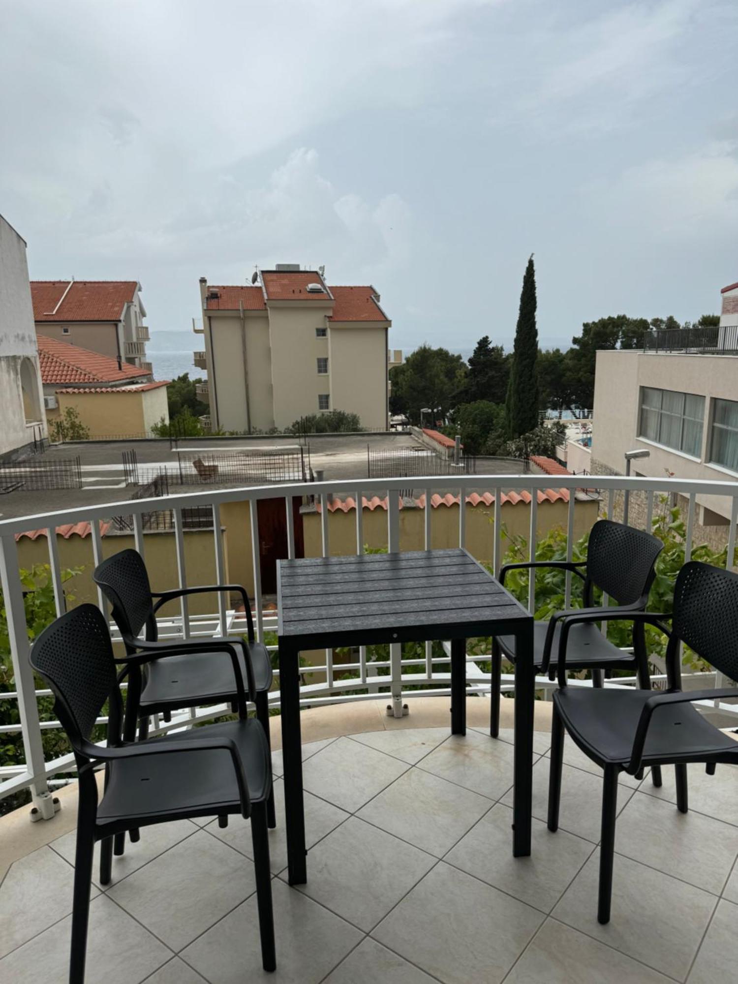 House 100M From The Beach With Free Parking And Breakfast 바스카보다 외부 사진