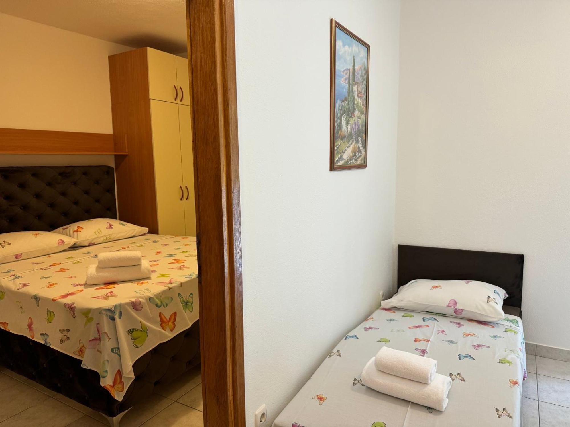 House 100M From The Beach With Free Parking And Breakfast 바스카보다 외부 사진